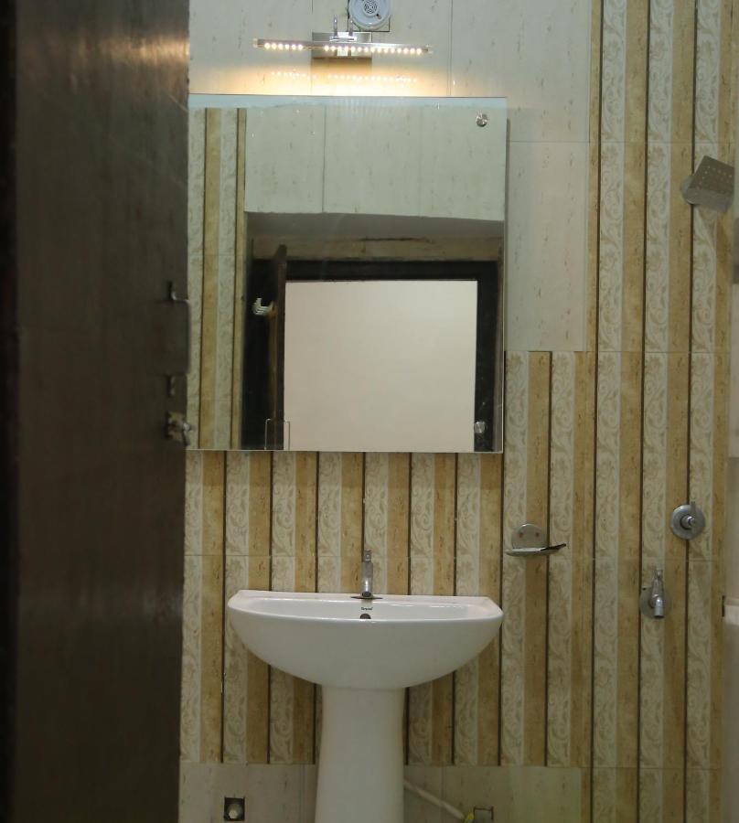 Hotel Siddharth Tanakpur Esterno foto